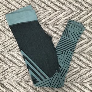 Pattern yoga legging